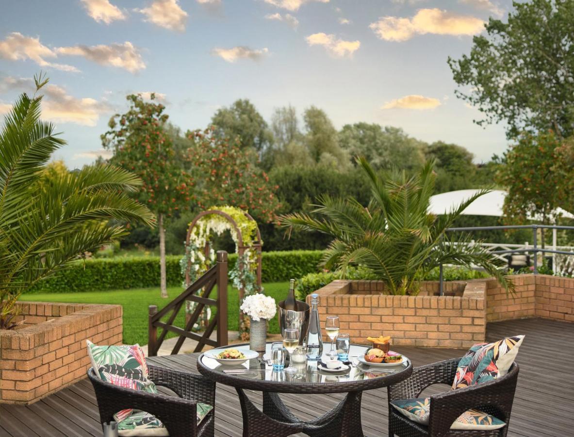 Mercure Milton Keynes Hotel Zewnętrze zdjęcie